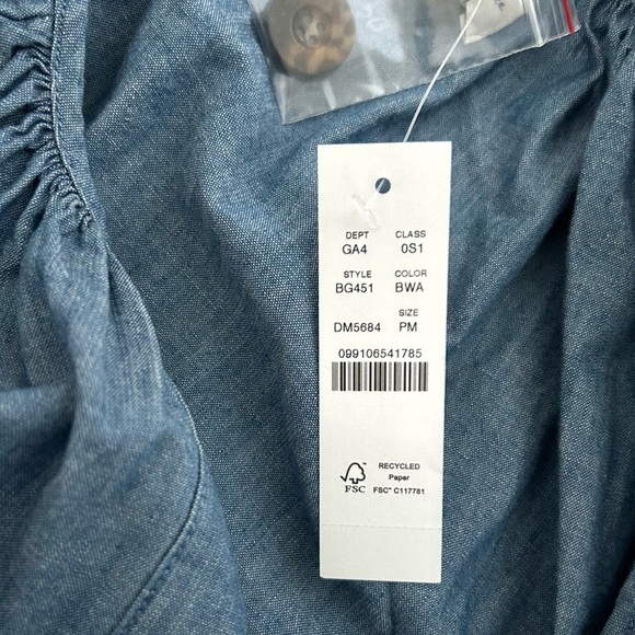 🌸NWT J. Crew Button Down Chambray Dress. Tie Waist. Size: Petite Medium - Picture 14 of 16